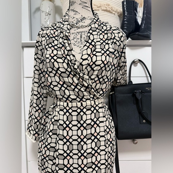 Aritzia Wilfred Geometric Dress Size 2 - Picture 3 of 11
